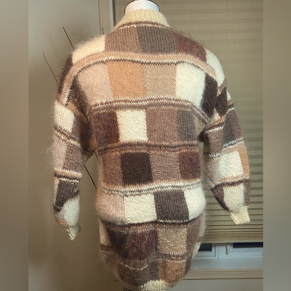 Women’s Large Mohair? Oversized Square Patterned Long Sweater Warm Colours - Picture 3 of 6